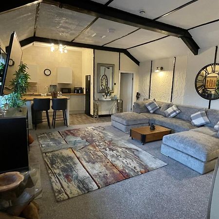 The Coach House At The Bull Inn Milton Keynes Esterno foto